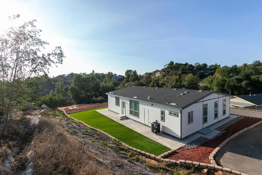 https://cdn.realtyfeed.com/cdn/127/306556893/959c80f34eda564bac585a0b63c40653.webp