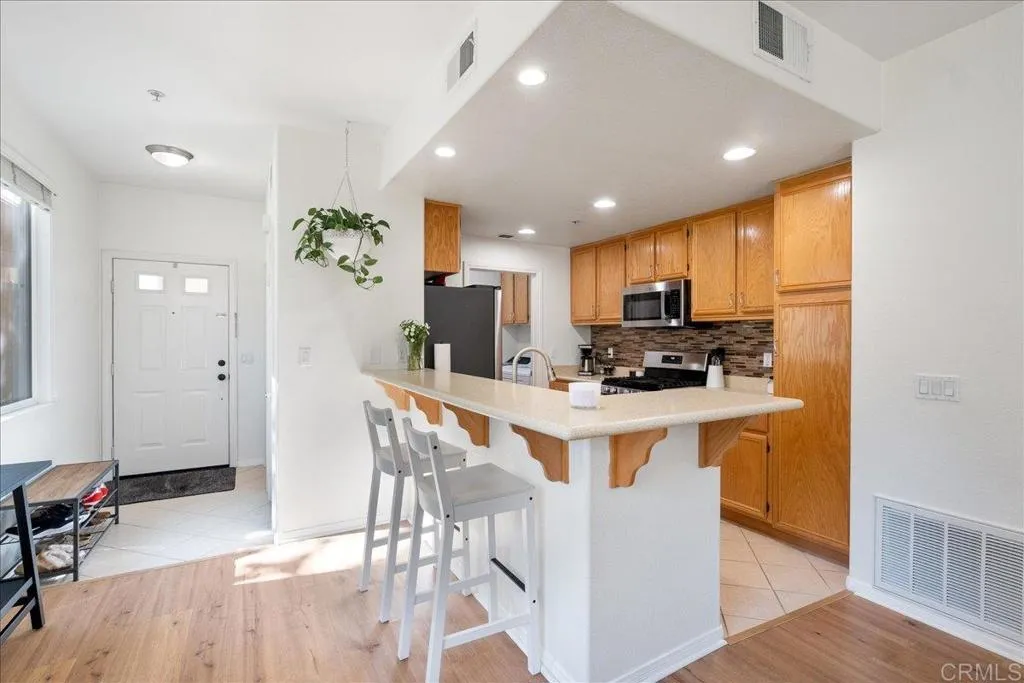 https://cdn.realtyfeed.com/cdn/127/306556922/e90616e10897e6d61c5a2cdd4b752a9f.webp
