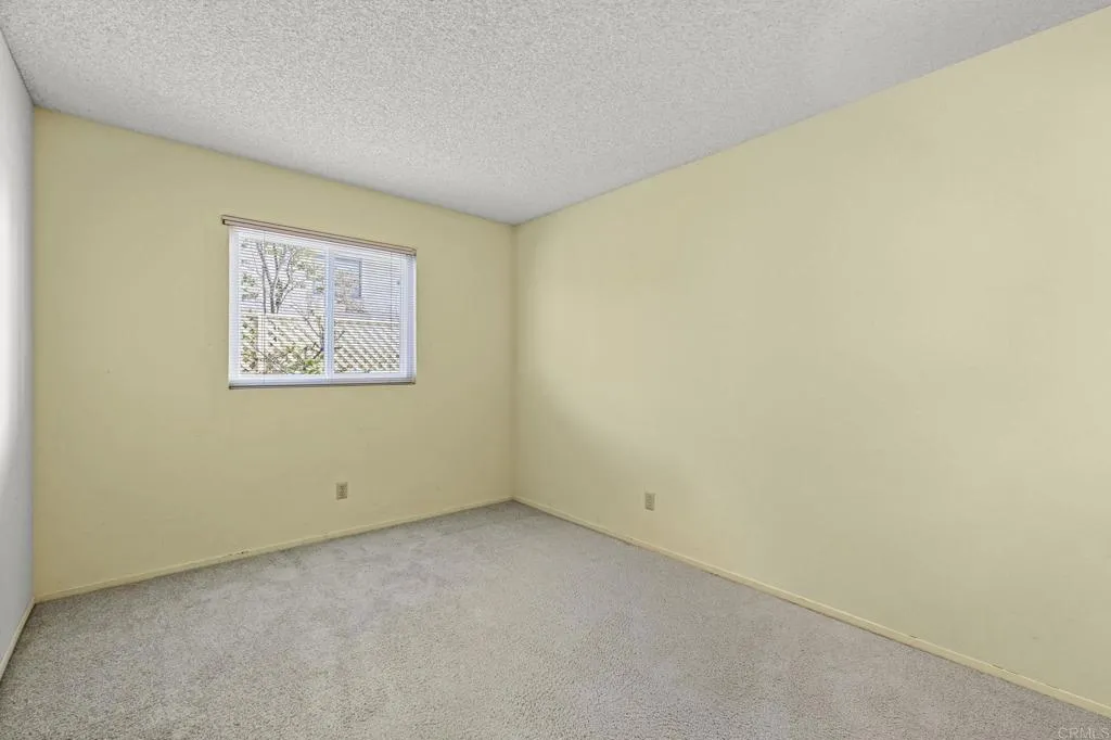 https://cdn.realtyfeed.com/cdn/127/306556926/405c8ef6acad782e4a32ba449a7a8146.webp