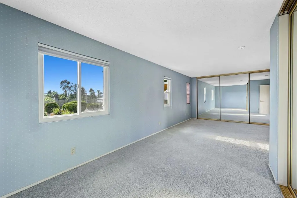 https://cdn.realtyfeed.com/cdn/127/306556926/ce3eeac0420140e6001a4f61094c7098.webp