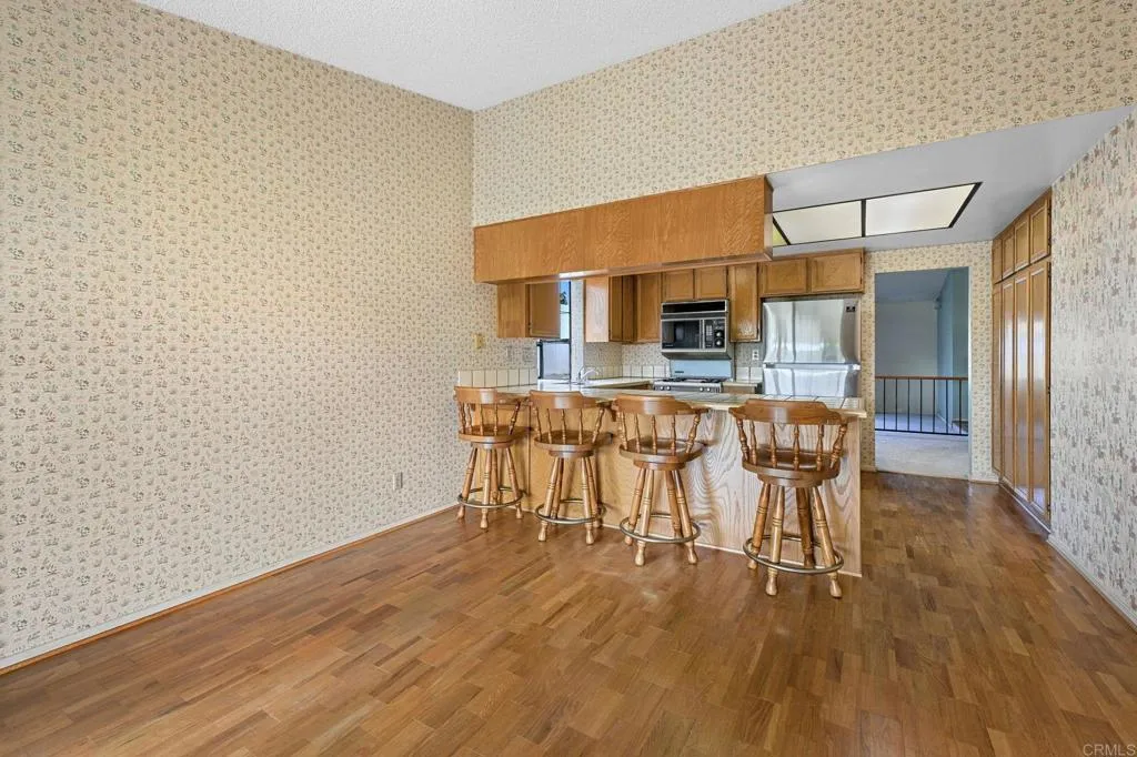 https://cdn.realtyfeed.com/cdn/127/306556926/d191993a1dd8fe26fd011438f20cad2c.webp