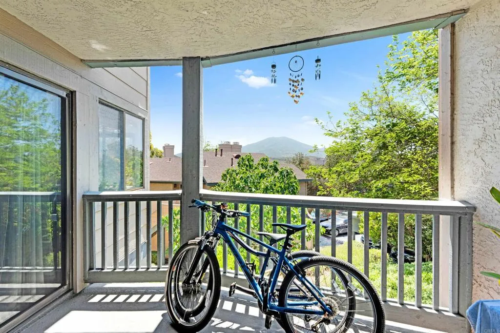 https://cdn.realtyfeed.com/cdn/127/306556977/103830350eed1ef8b1b7d8f54ae8bcb9.webp