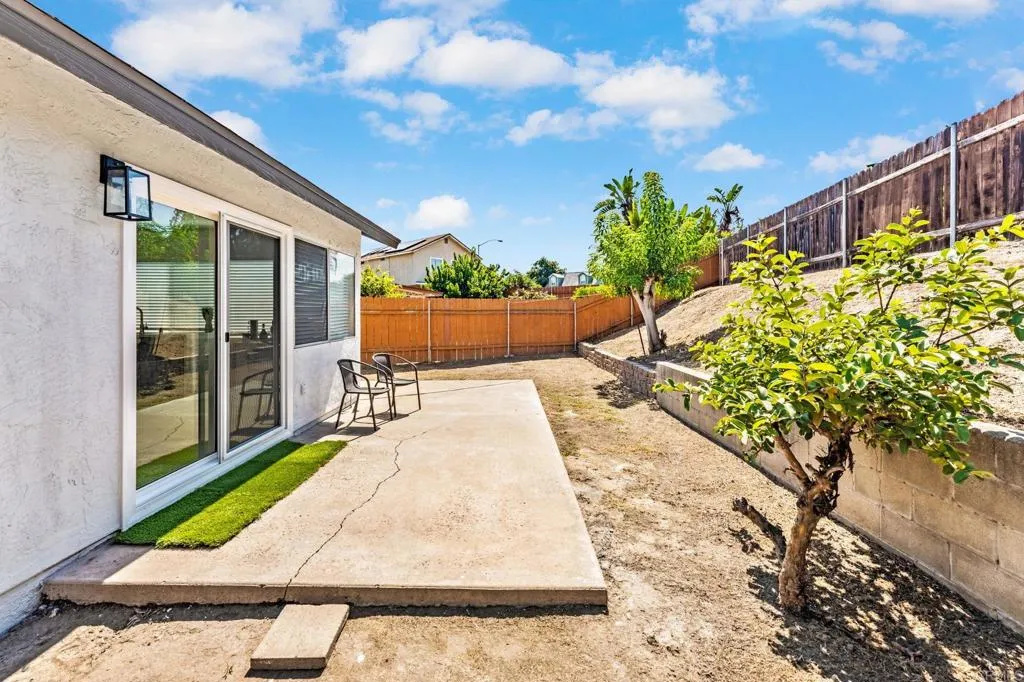 https://cdn.realtyfeed.com/cdn/127/306557006/f4a075e5ae57cb2370c1d8ca357daff9.webp