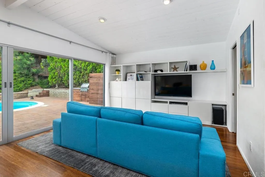 https://cdn.realtyfeed.com/cdn/127/306557059/e78990c7e416f16dda2c1cb64f461b0d.webp