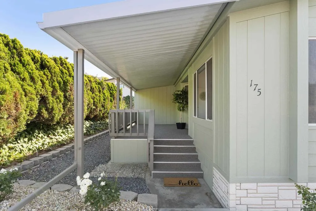 https://cdn.realtyfeed.com/cdn/127/306557089/88e5a5ca7c134e6ff6f96bc53d5244fa.webp
