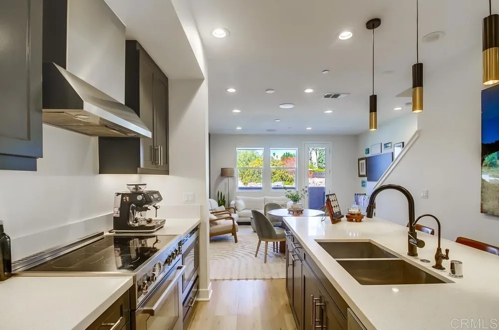 https://cdn.realtyfeed.com/cdn/127/306557183/8983925e9516b291c8b059d5167400d5.webp