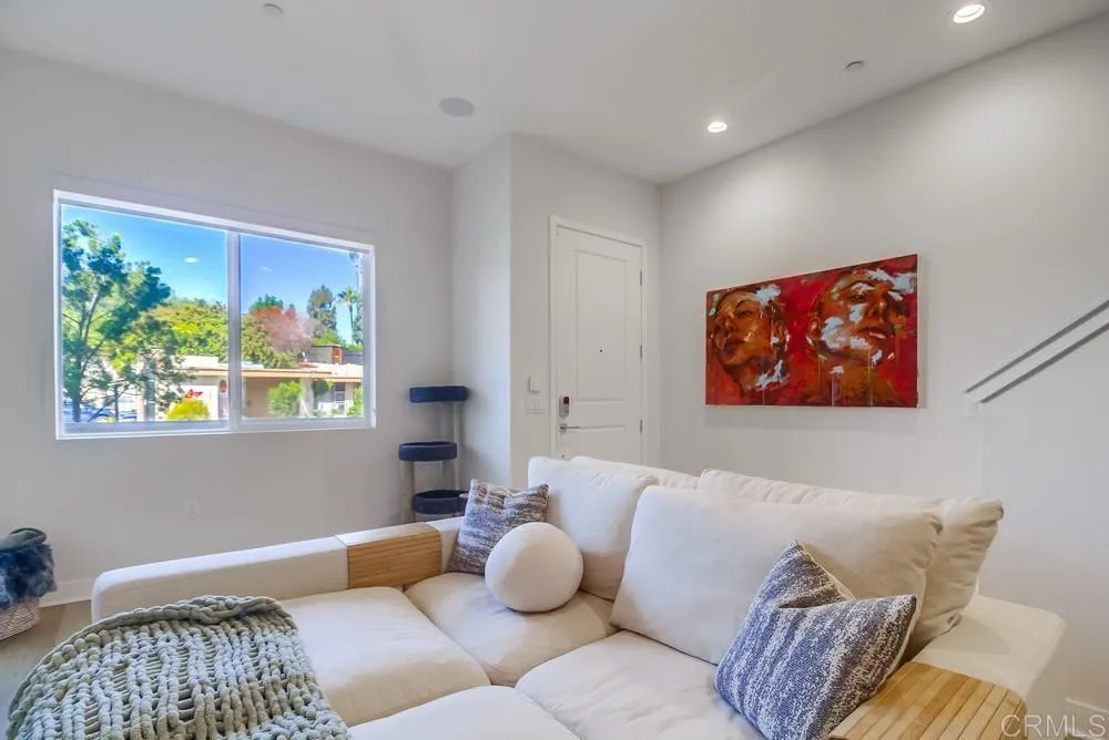 https://cdn.realtyfeed.com/cdn/127/306557183/dd6fb4a71b342d328fbafca57c1c233b.webp