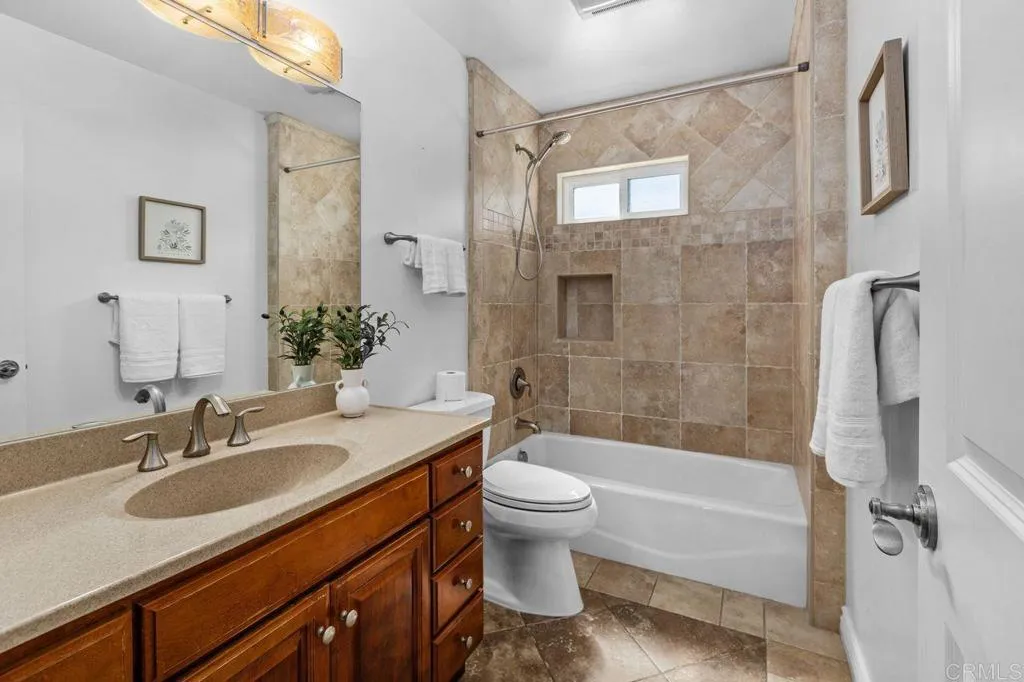 https://cdn.realtyfeed.com/cdn/127/306557200/24c16d9b6bd4416b6f4a1a9508b8f4b9.webp
