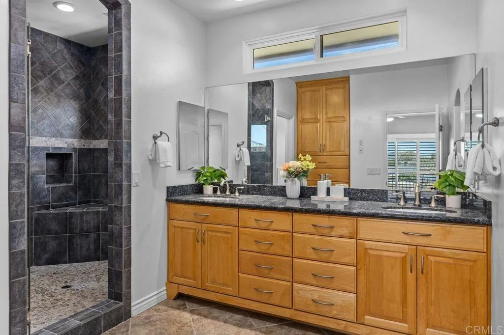https://cdn.realtyfeed.com/cdn/127/306557200/54bf6d651191185e9b6ee905a2540f6c.webp
