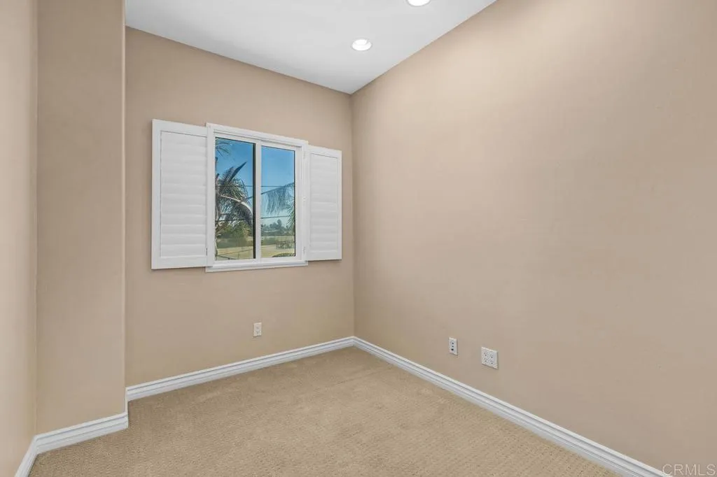 https://cdn.realtyfeed.com/cdn/127/306557200/ded1ee281a06d45eec750c87b3b8d15f.webp