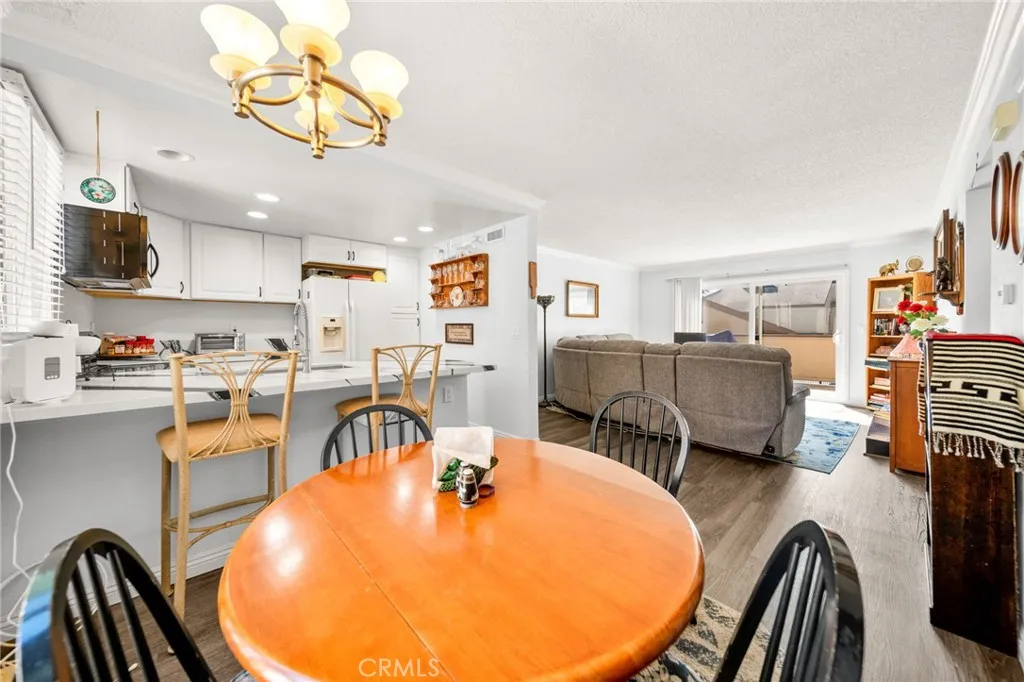 https://cdn.realtyfeed.com/cdn/127/306557216/691311a704fbcf0b8f9587d453be42c3.webp