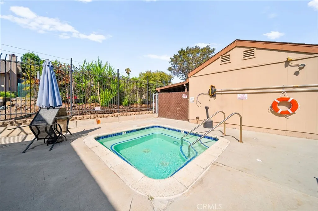 https://cdn.realtyfeed.com/cdn/127/306557216/701d70f88a11f53859b5c33abf14502c.webp