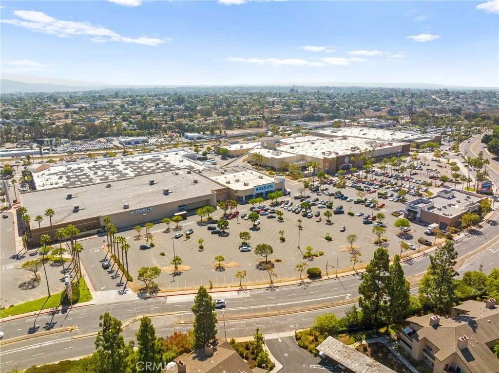 https://cdn.realtyfeed.com/cdn/127/306557216/f335a1d0f68fb797233e1b6ef96c6690.webp
