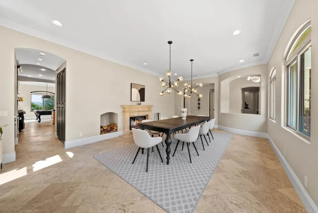 https://cdn.realtyfeed.com/cdn/127/306557266/362b6e9b5eb3286abebe9a5842aa8bb2.webp