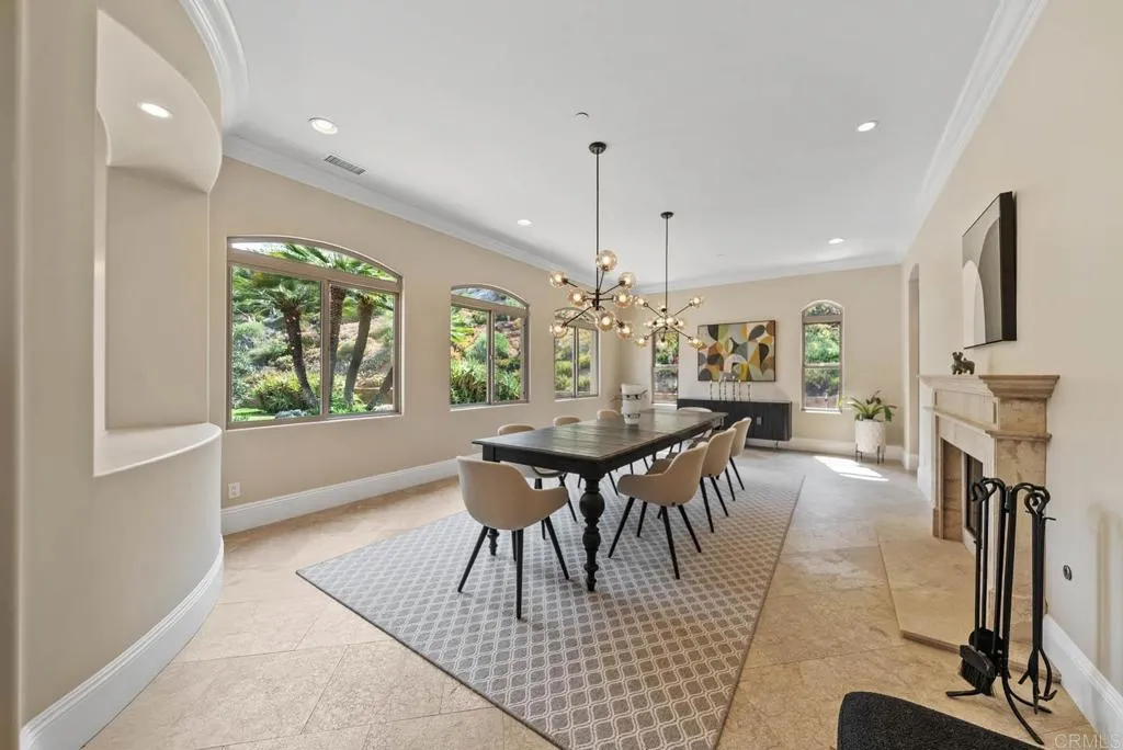 https://cdn.realtyfeed.com/cdn/127/306557266/636cb248cebe85871fe4441f0c1a5128.webp