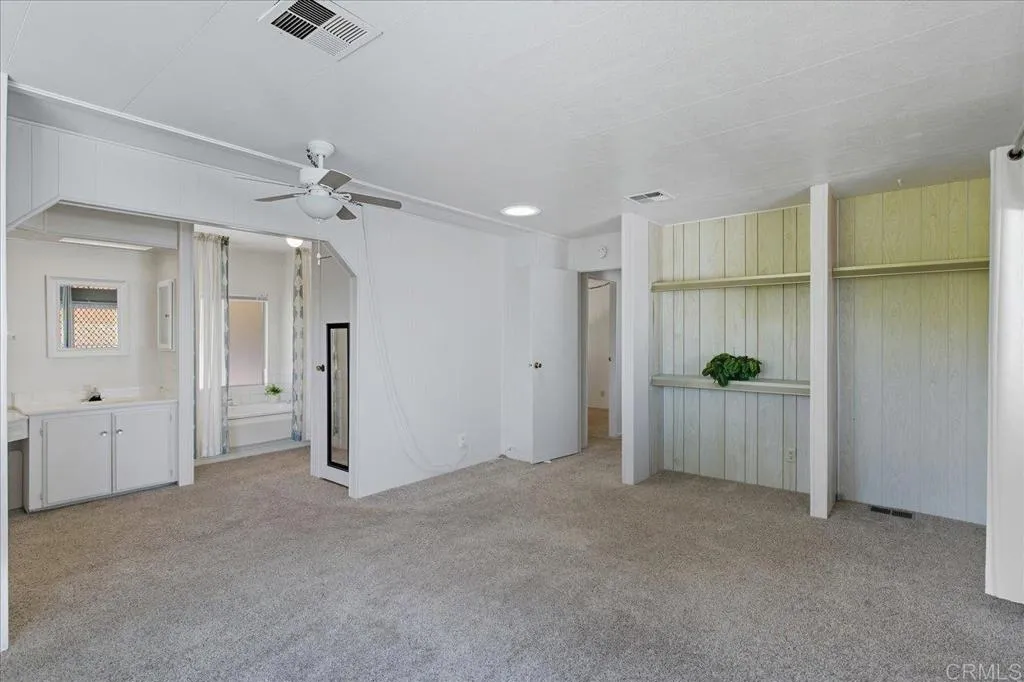 https://cdn.realtyfeed.com/cdn/127/306557268/a3e5ef7c8e1ad00db99addaf9294c4dc.webp