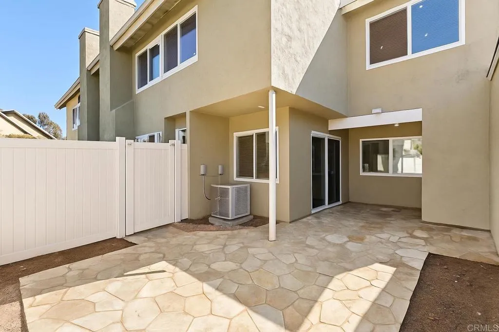 https://cdn.realtyfeed.com/cdn/127/306557286/2111eab5c26dcbda373404a6149c753d.webp