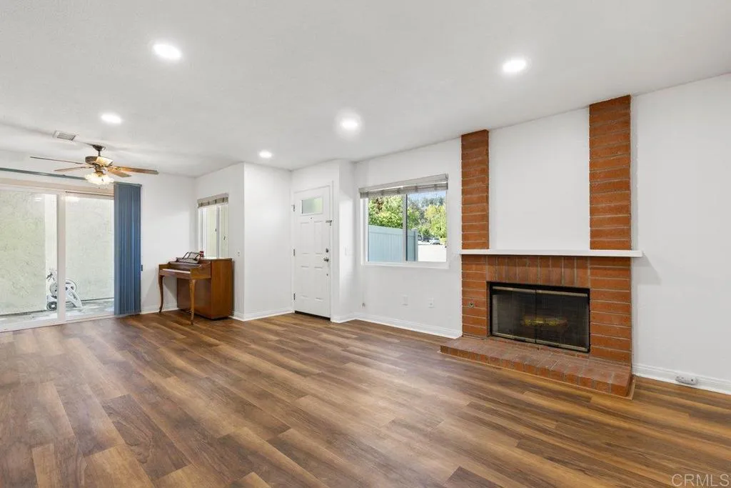 https://cdn.realtyfeed.com/cdn/127/306557286/3888421ae8afd6e5d643d0481c2c5a5a.webp