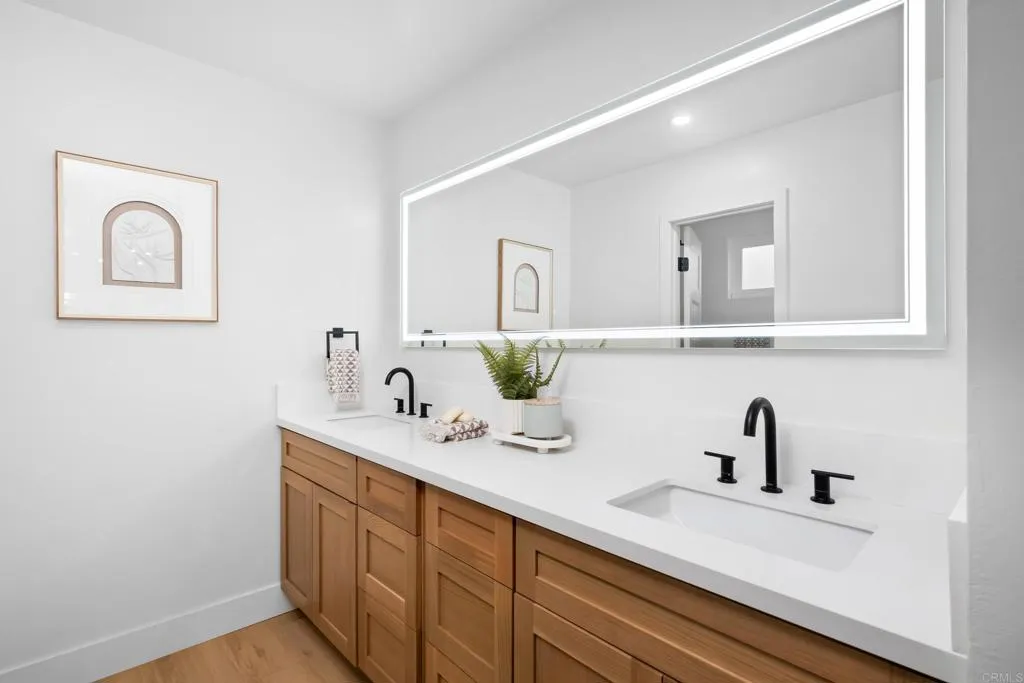 https://cdn.realtyfeed.com/cdn/127/306557298/2b93ce28bf9f85d394f26f306483a811.webp