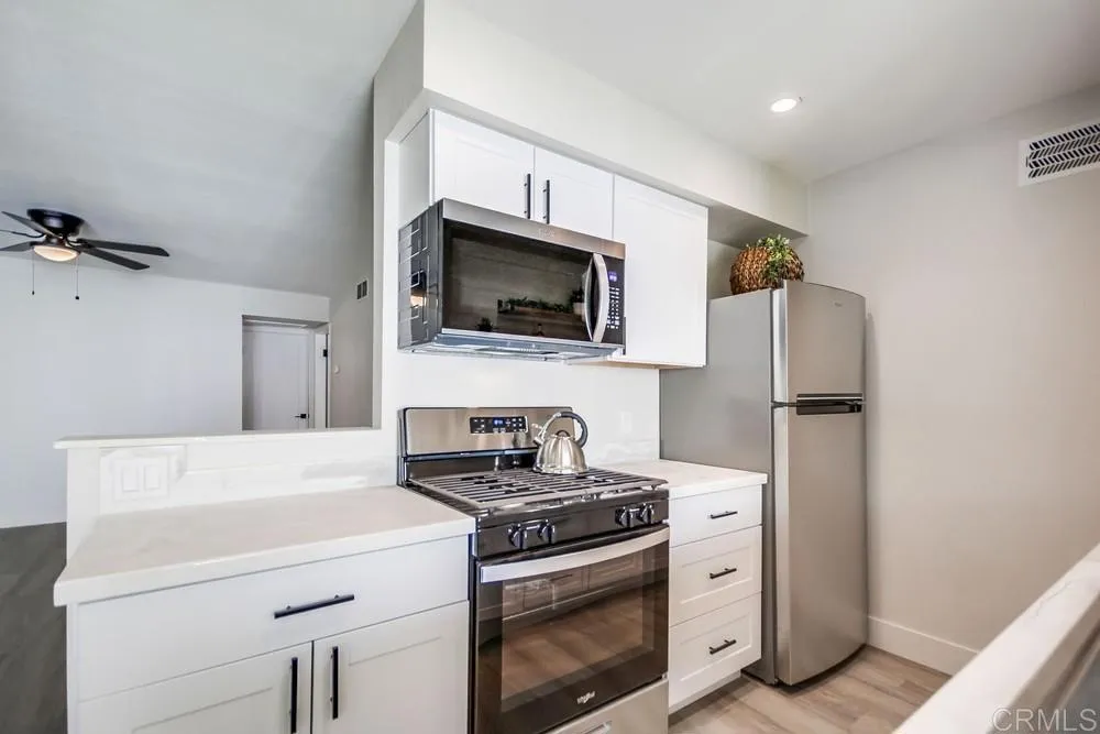 https://cdn.realtyfeed.com/cdn/127/306557299/90bd73e834517d877b95a7d32ea09bc0.webp