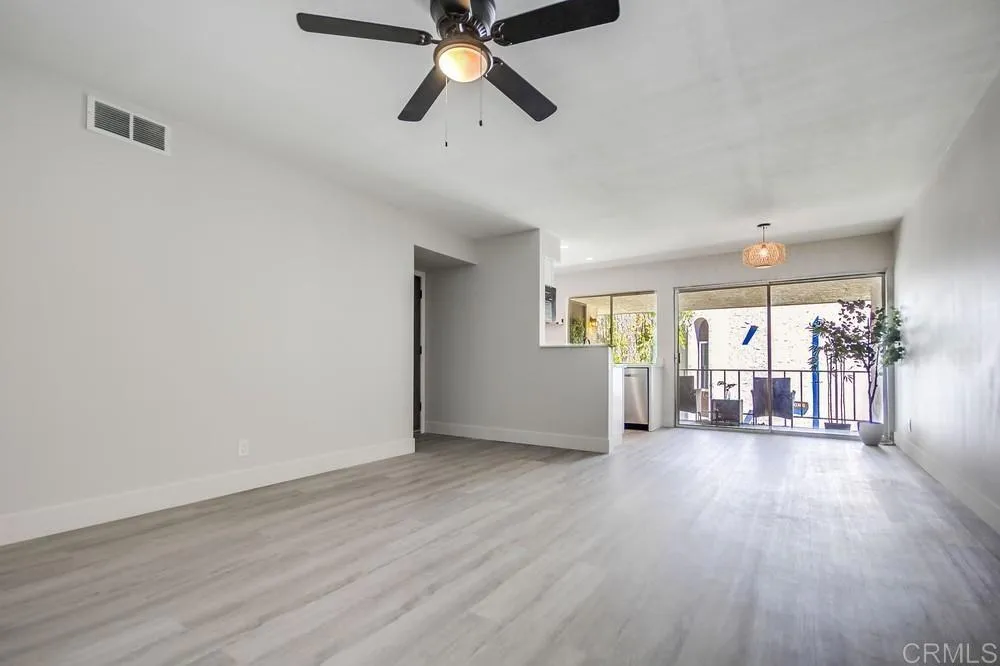 https://cdn.realtyfeed.com/cdn/127/306557299/a3a33636fc4a10238c17638cc3369881.webp