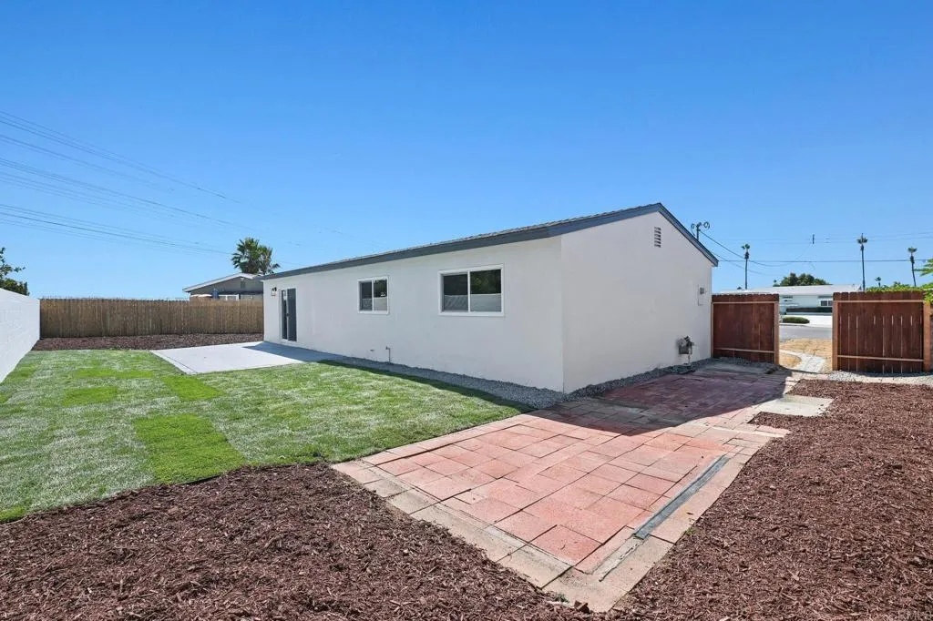 https://cdn.realtyfeed.com/cdn/127/306557336/ebd95fcaa0e2f515211117c471dff66e.webp