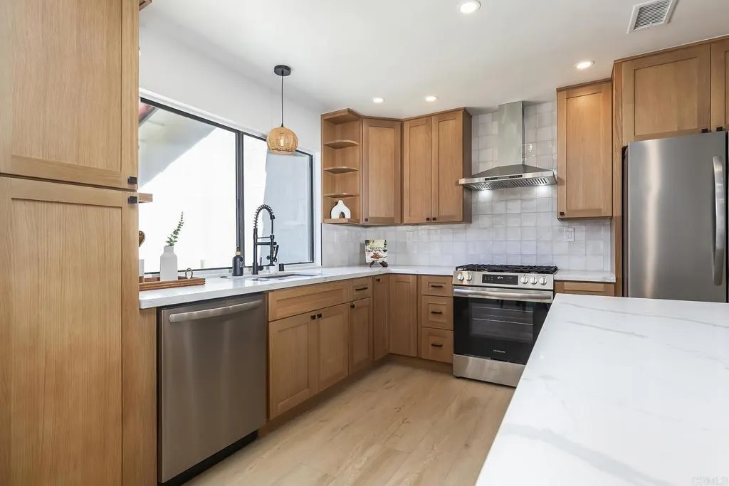 https://cdn.realtyfeed.com/cdn/127/306557337/5d0db1fb0fca6ef0e7a9008cd5eda3cc.webp