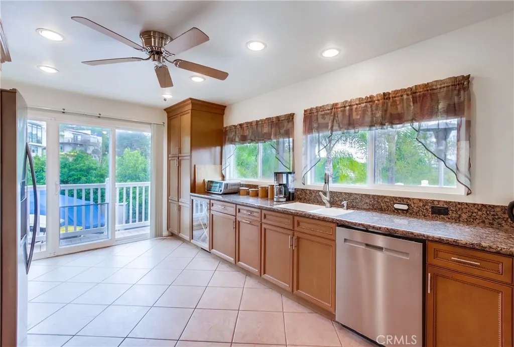 https://cdn.realtyfeed.com/cdn/127/306557362/b5af503354ecf1dbcce5d5b727542a43.webp