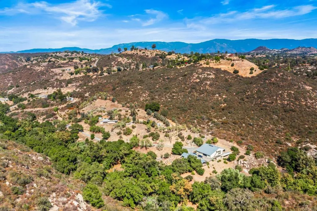 https://cdn.realtyfeed.com/cdn/127/306557364/c1d0e640146a541cdda22a27b5746db1.webp