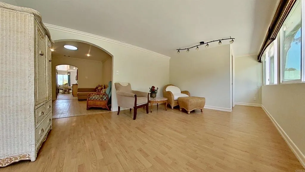 https://cdn.realtyfeed.com/cdn/127/306557379/0ab1a6a8a24cacc6b073ed0b1e2506af.webp