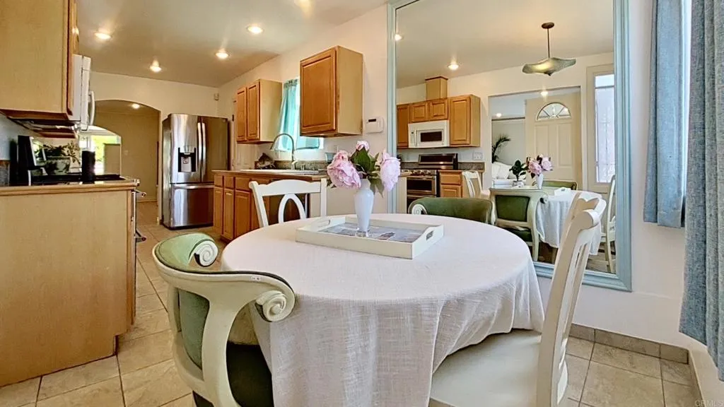 https://cdn.realtyfeed.com/cdn/127/306557379/d58491b6bd79f6bd5315a07f01072076.webp