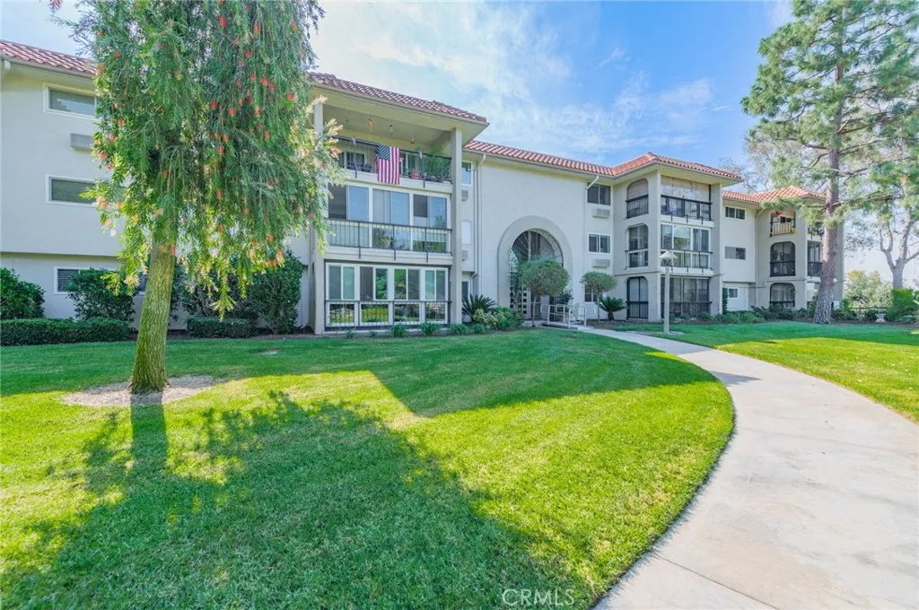 Laguna Woods, CA 92637