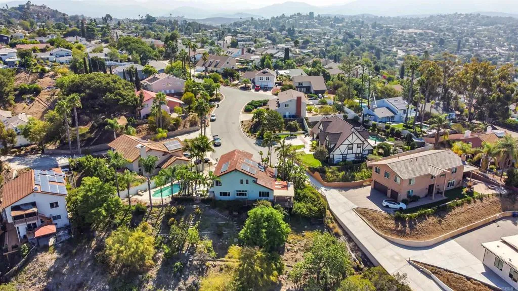 https://cdn.realtyfeed.com/cdn/127/306557486/8b72404a154d9eb24874e483f4b84510.webp