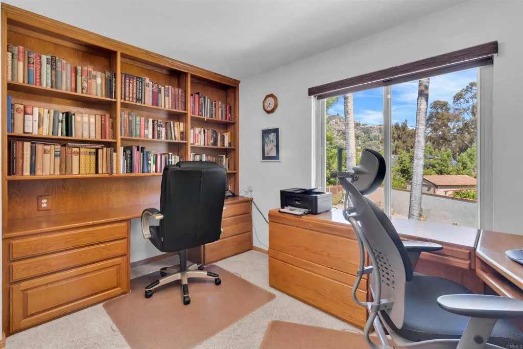 https://cdn.realtyfeed.com/cdn/127/306557486/d98107f8ccc37d3d84924f75f0a22b71.webp