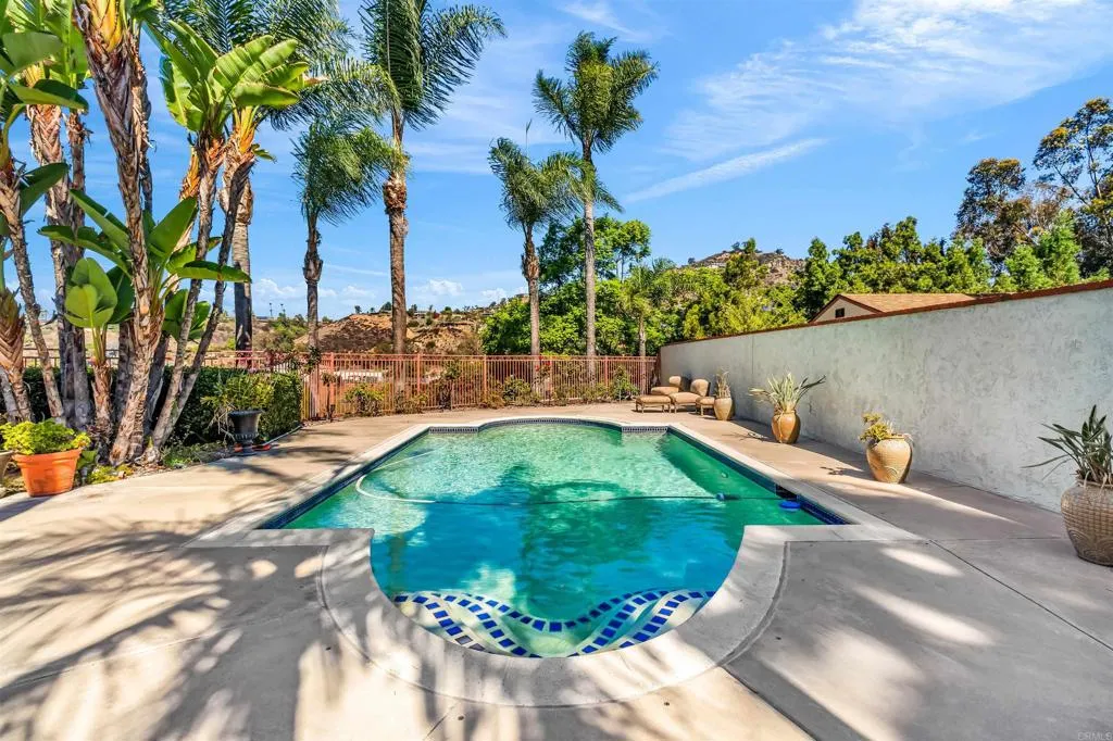 https://cdn.realtyfeed.com/cdn/127/306557486/f1c0f829461b4d427e18ae711a9de2da.webp