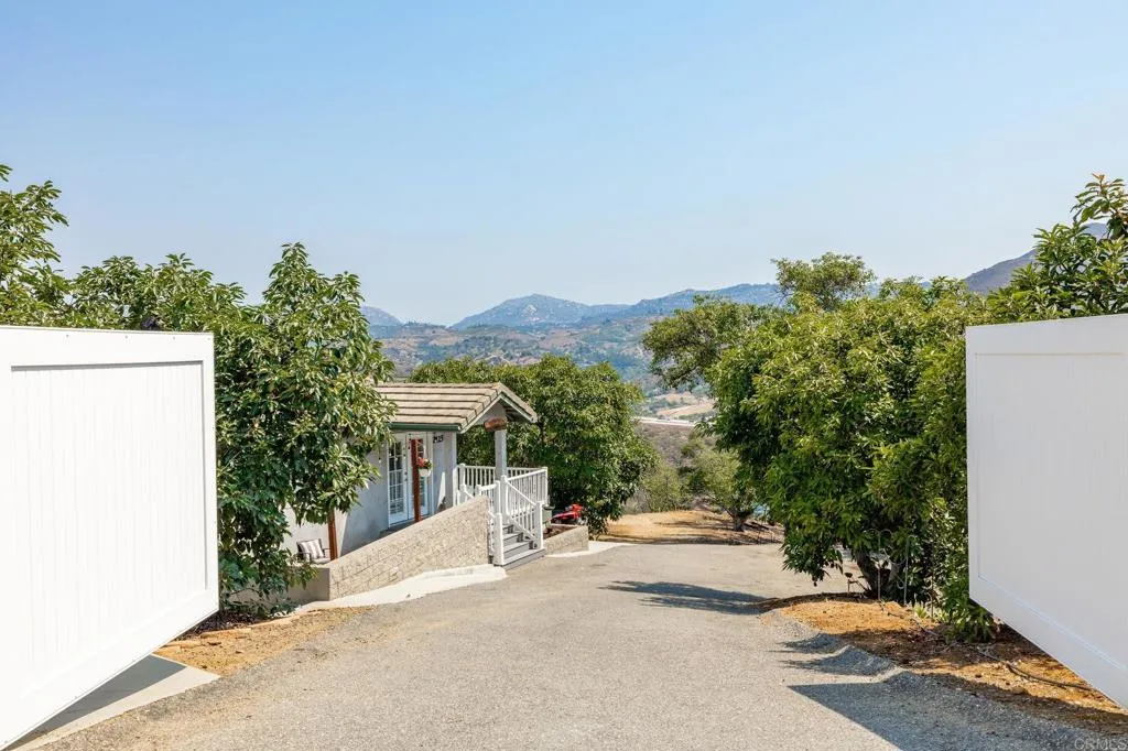 https://cdn.realtyfeed.com/cdn/127/306557493/5de505743385d5dbdc22fc72d7375a4b.webp
