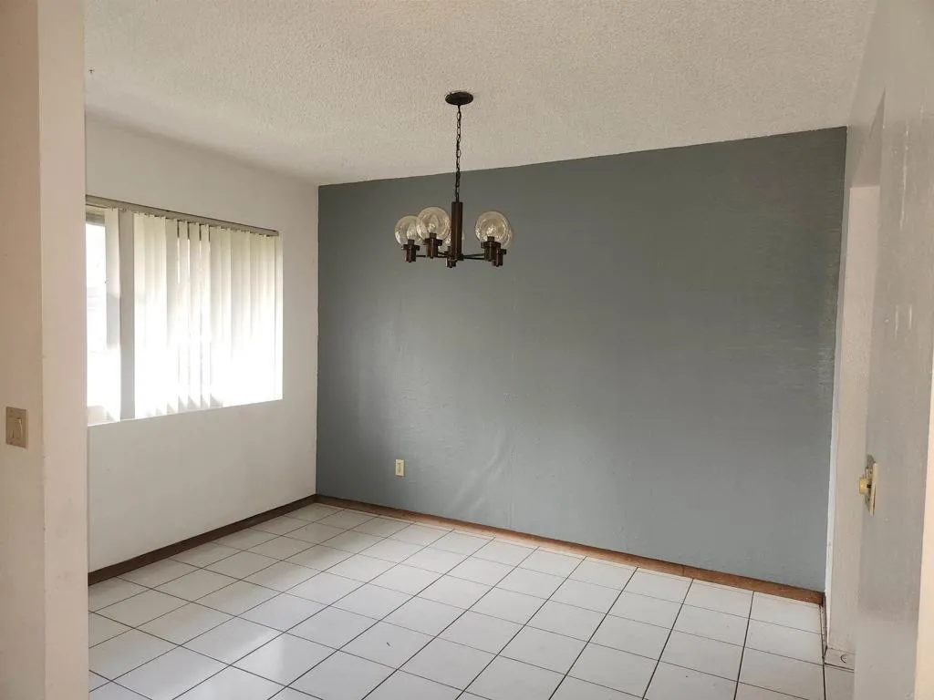 https://cdn.realtyfeed.com/cdn/127/306557496/5da17f02416dc5457de7cebc42149fc7.webp