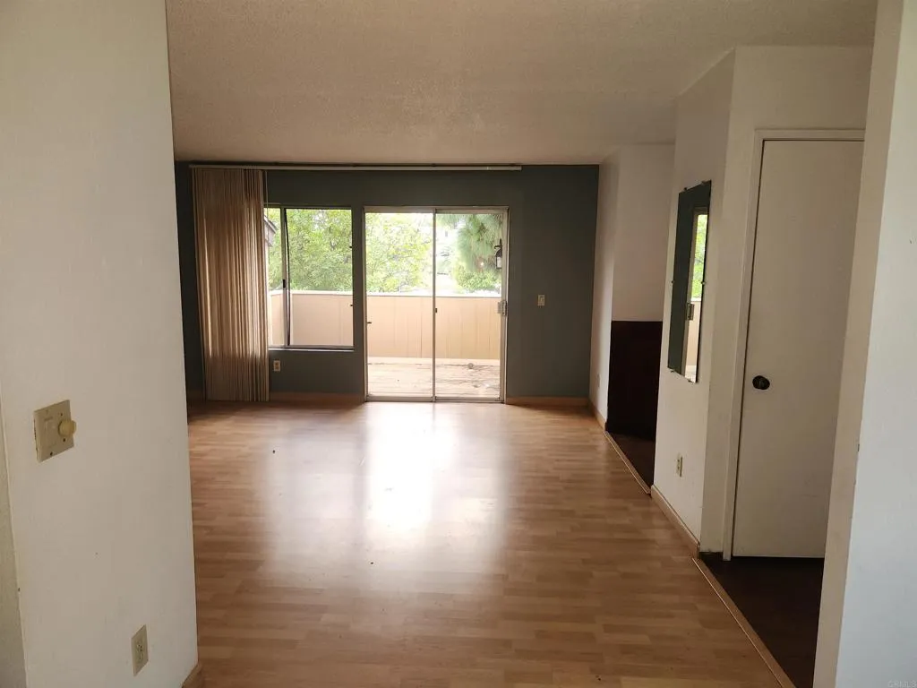 https://cdn.realtyfeed.com/cdn/127/306557496/d0e9e32519c58d217165fe19fe68b315.webp