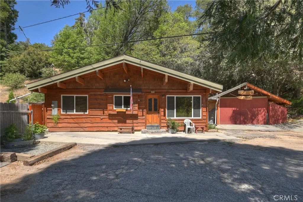 29548 Hook Creek, Cedar Glen, CA 92321 - Photo 5 of 33, Cedar Glen, CA