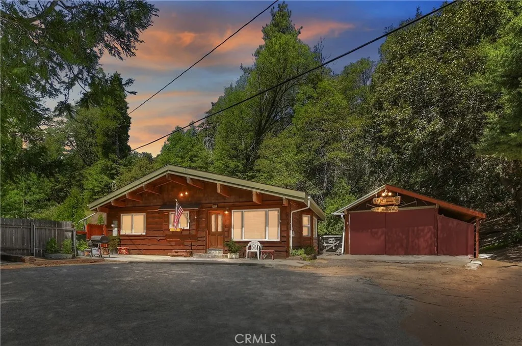 29548 Hook Creek, Cedar Glen, CA 92321