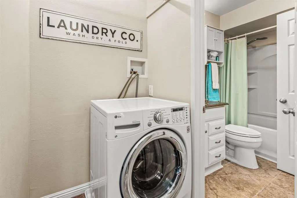 https://cdn.realtyfeed.com/cdn/127/306557555/f8e545b8eb23c607c9b12fd89e934554.webp