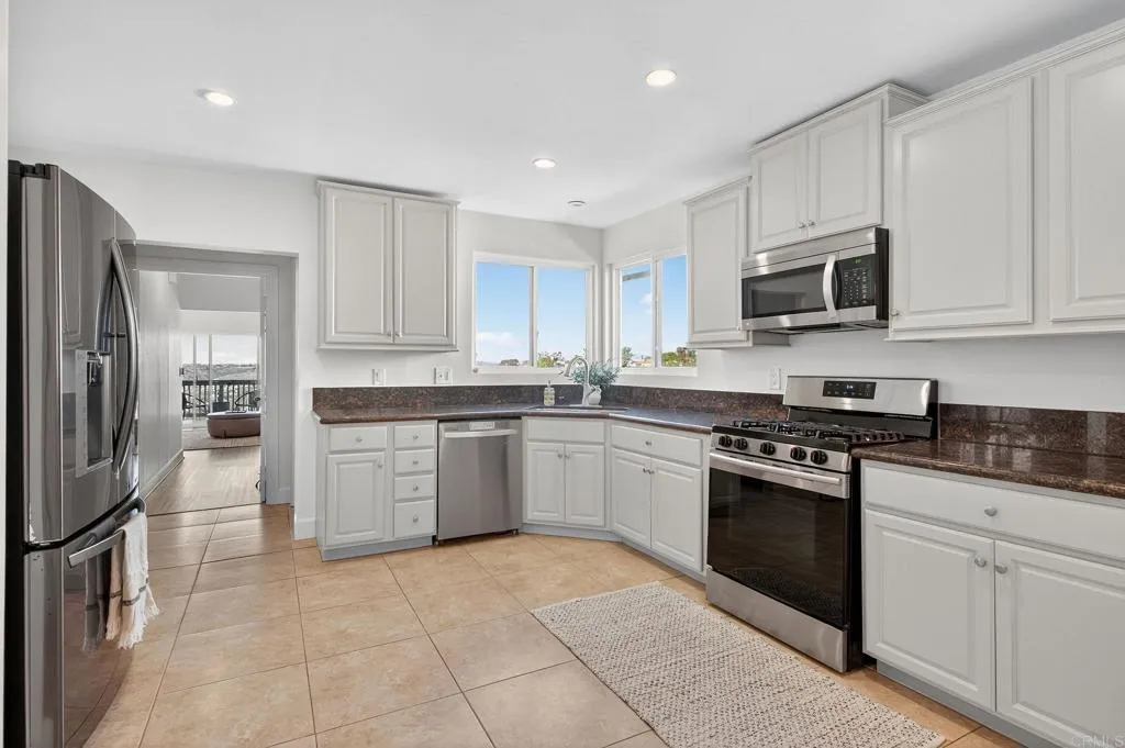 https://cdn.realtyfeed.com/cdn/127/306557638/0396762d7489df84c98fea1d0b4871dc.webp