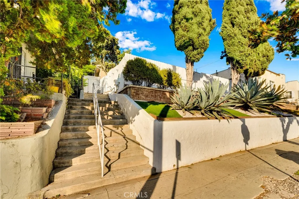 1925 Berkeley, Echo Park, CA 90026 - Photo 3 of 34, Echo Park, CA