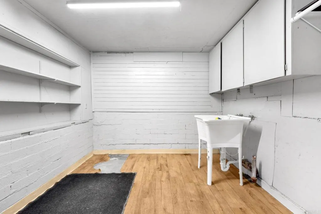 https://cdn.realtyfeed.com/cdn/127/306557674/31cc94b470fe10ed4da43b043552a313.webp