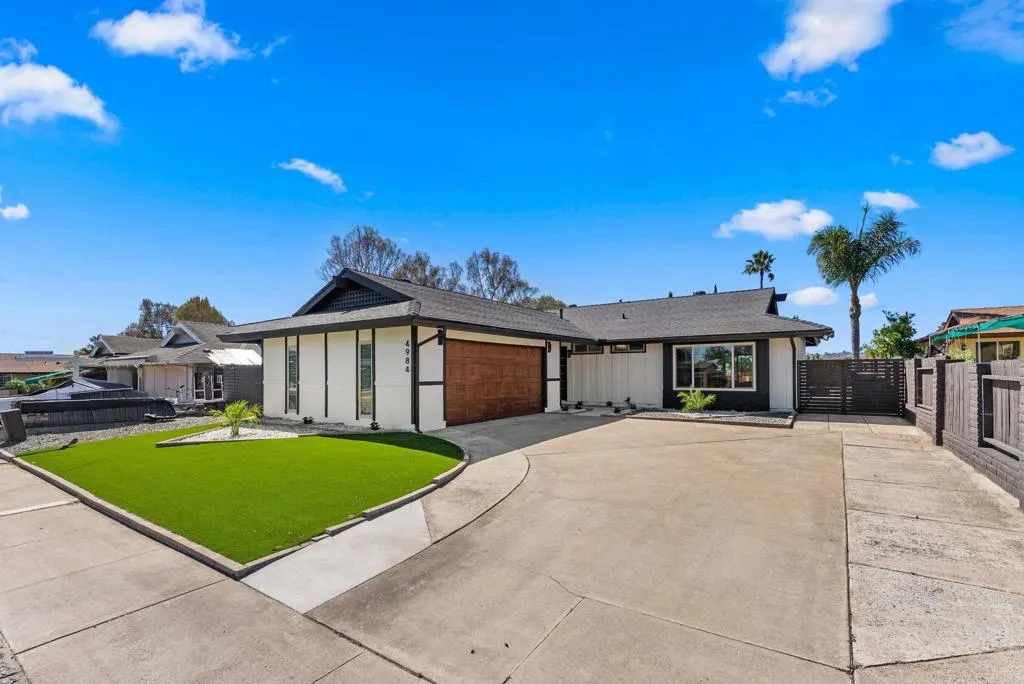 https://cdn.realtyfeed.com/cdn/127/306557675/527ca644a12e374c1907fdd1e8b23895.webp