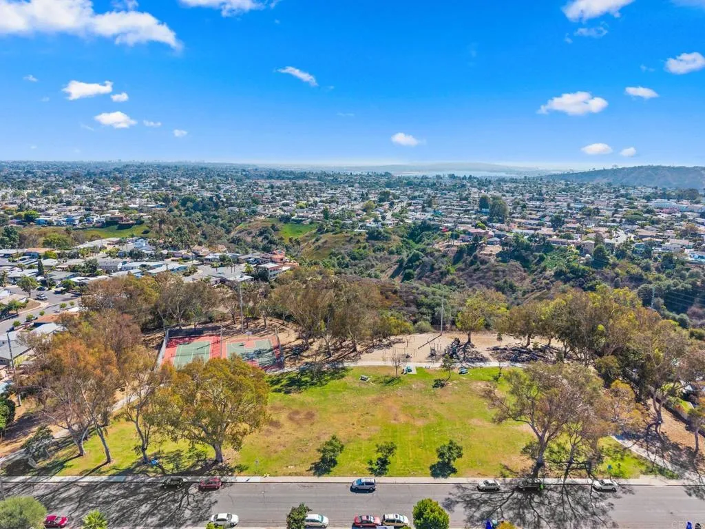 https://cdn.realtyfeed.com/cdn/127/306557675/ab53fc98d16fc2623ea3345c73fe9cc2.webp