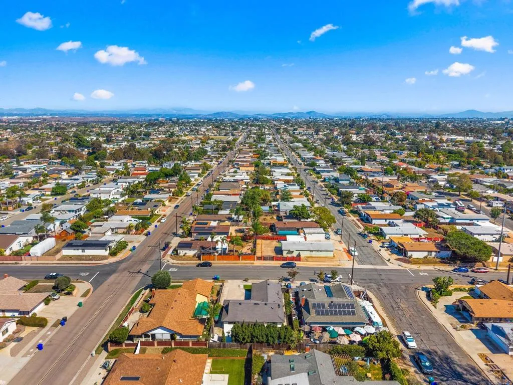 https://cdn.realtyfeed.com/cdn/127/306557675/c84f759e149fed1c764acd7ae4fc3e42.webp