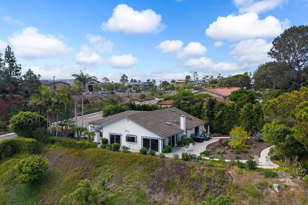 https://cdn.realtyfeed.com/cdn/127/306557682/12fff0c0c82108af697eafc974e103e3.webp