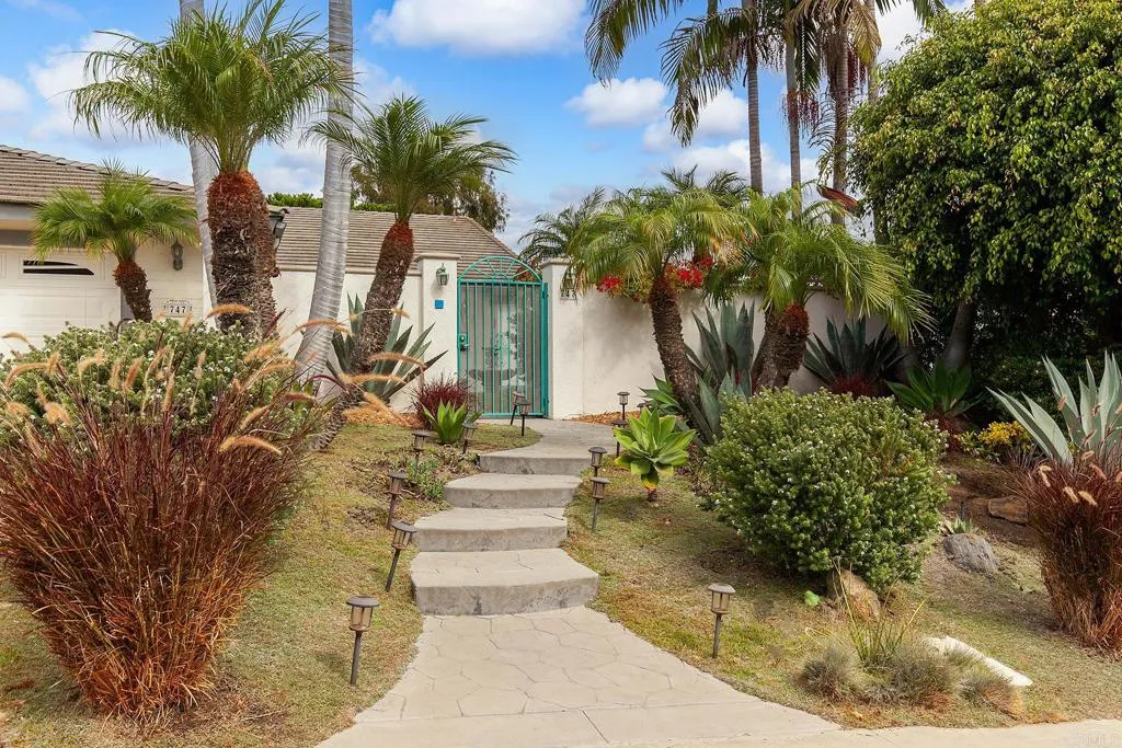 https://cdn.realtyfeed.com/cdn/127/306557682/32d8ea1666cff810d7b704c80dbaa818.webp
