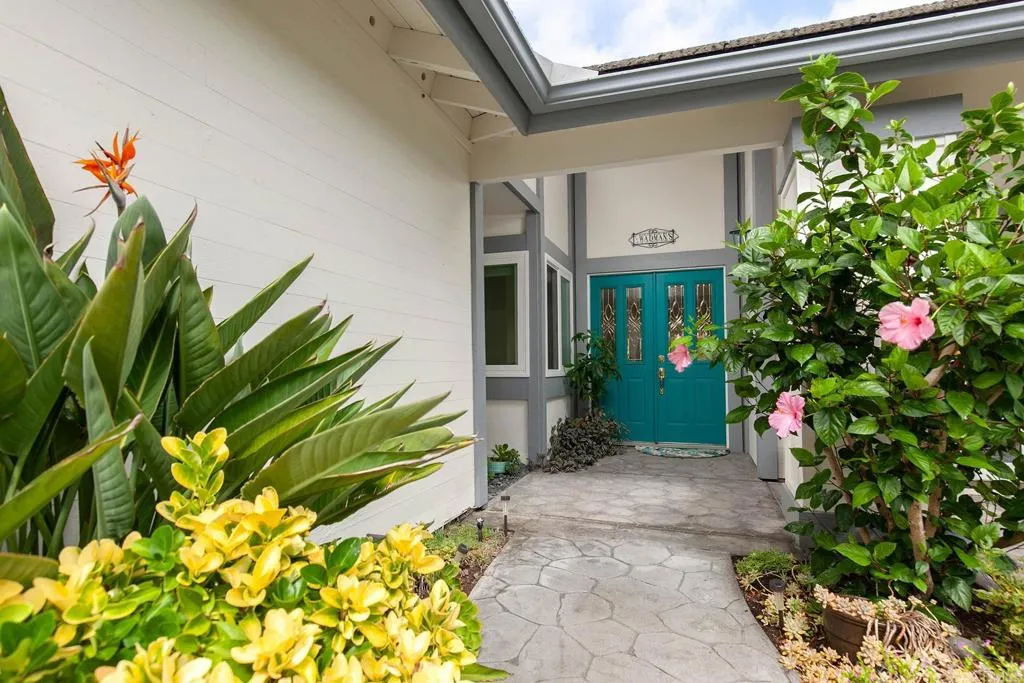 https://cdn.realtyfeed.com/cdn/127/306557682/9ff007f82ebd8422ad64af49f6a0c752.webp